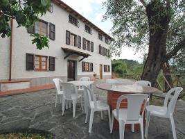 Ferienwohnung Locazione Turistica Casa Umberto Santa Lucia  Exterior foto